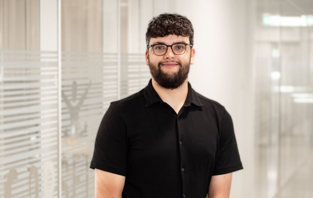 Even kennismaken met frontoffice medewerker Pablo Ottenhof